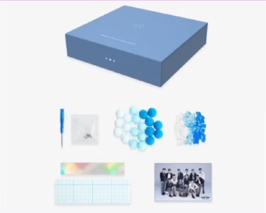 OFFICIAL TREASURE LIGHTSTICK KIT